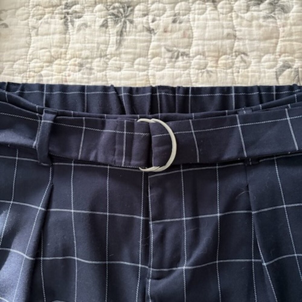 Woman's Slacks - Picture 2 of 4